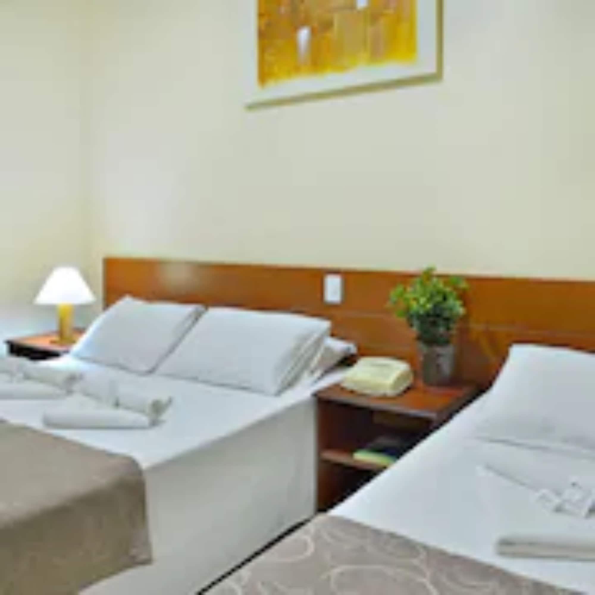 Hotel Dan Inn Barretos By Nacional Inn Exterior foto