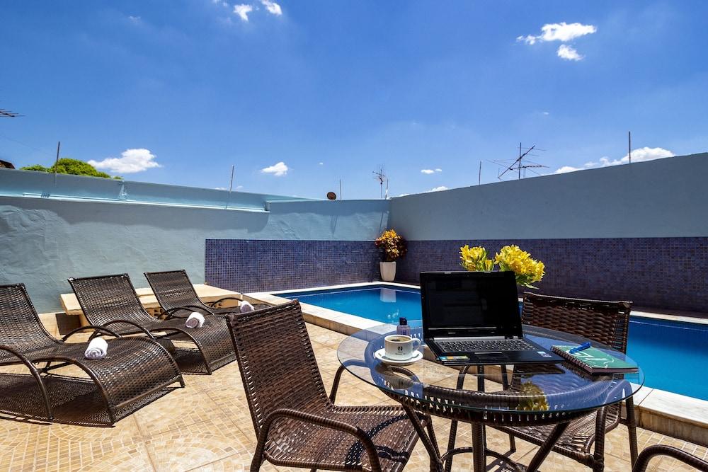 Hotel Dan Inn Barretos By Nacional Inn Exterior foto