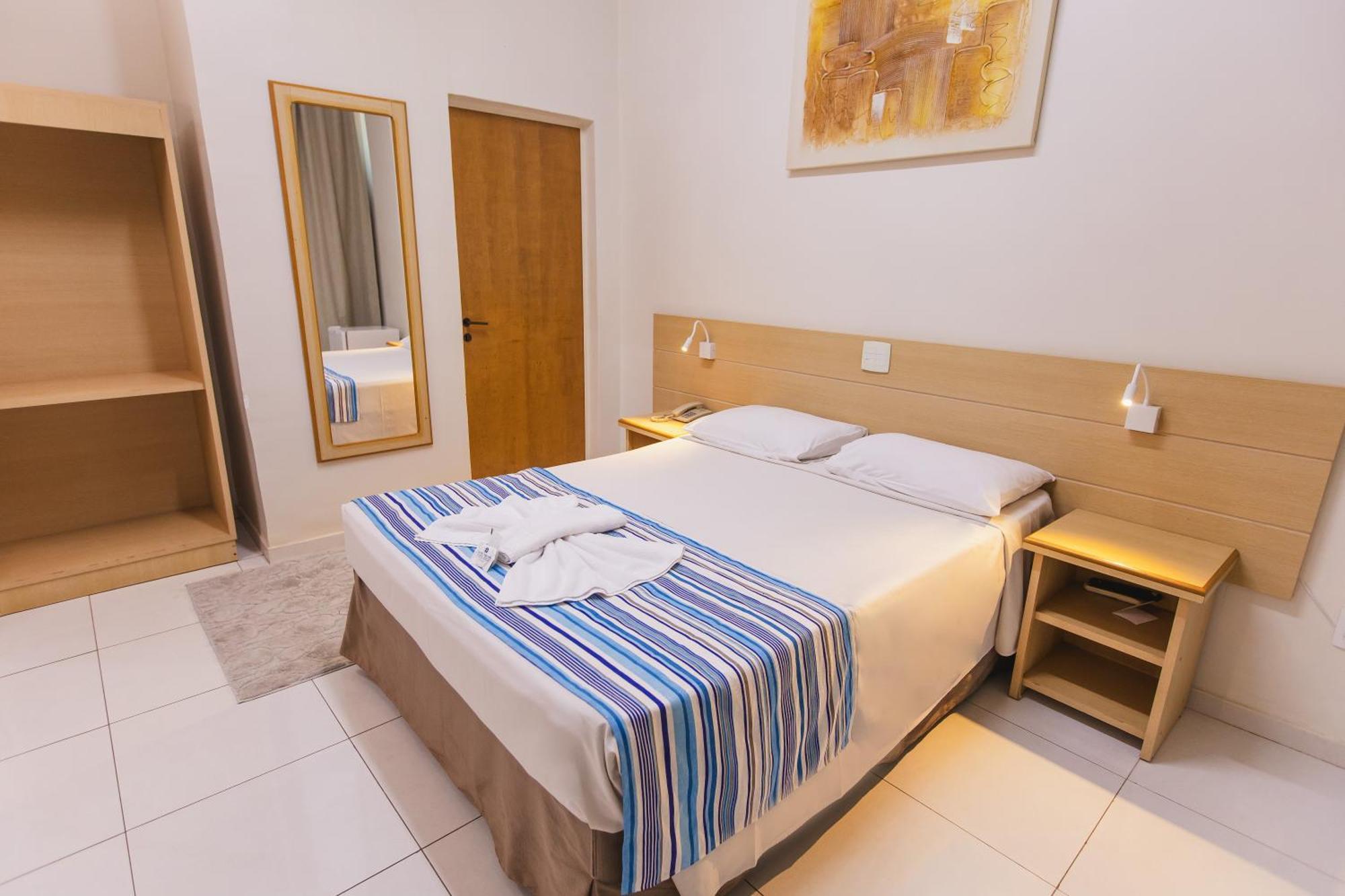 Hotel Dan Inn Barretos By Nacional Inn Exterior foto