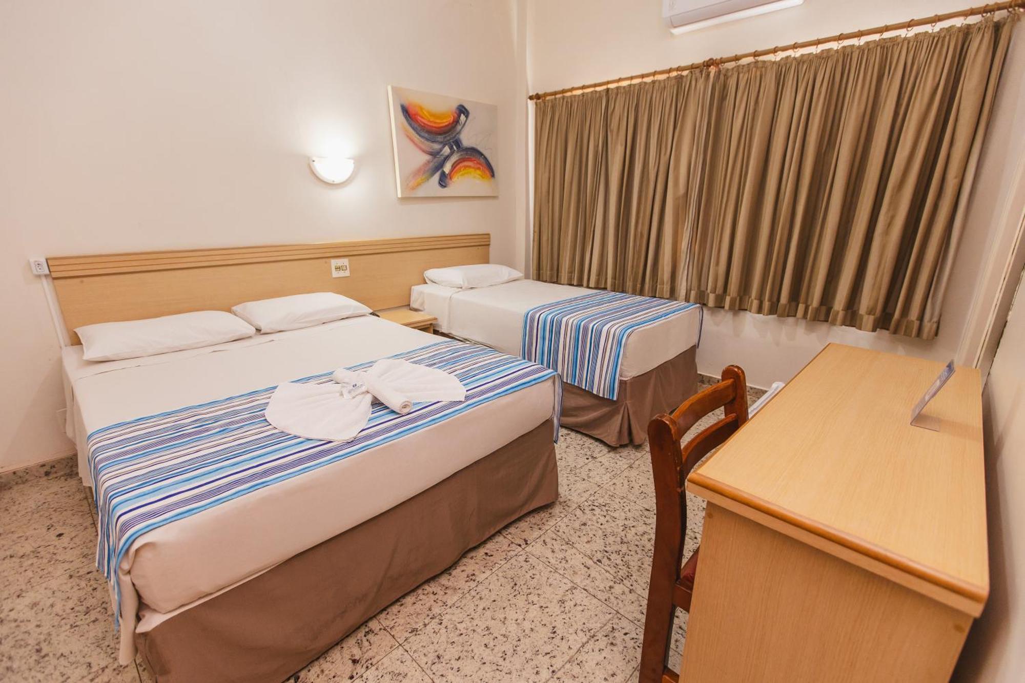 Hotel Dan Inn Barretos By Nacional Inn Exterior foto